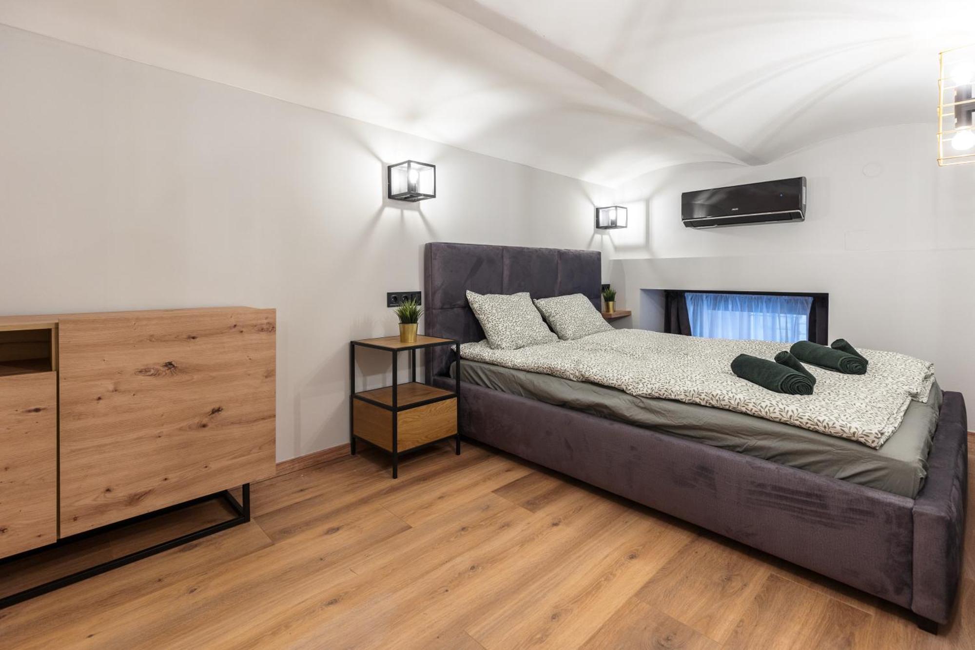 Parliament Dream Apartment! דירה